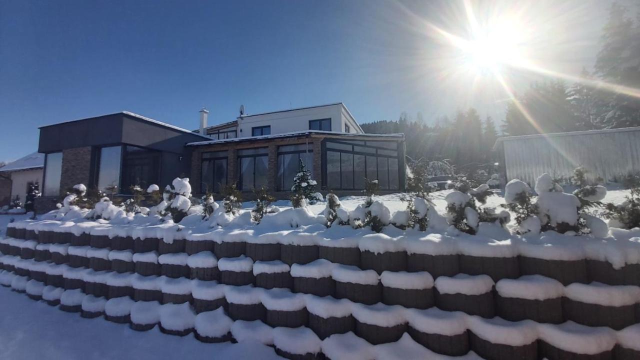 Apartman Navrchu Brezno Exterior foto